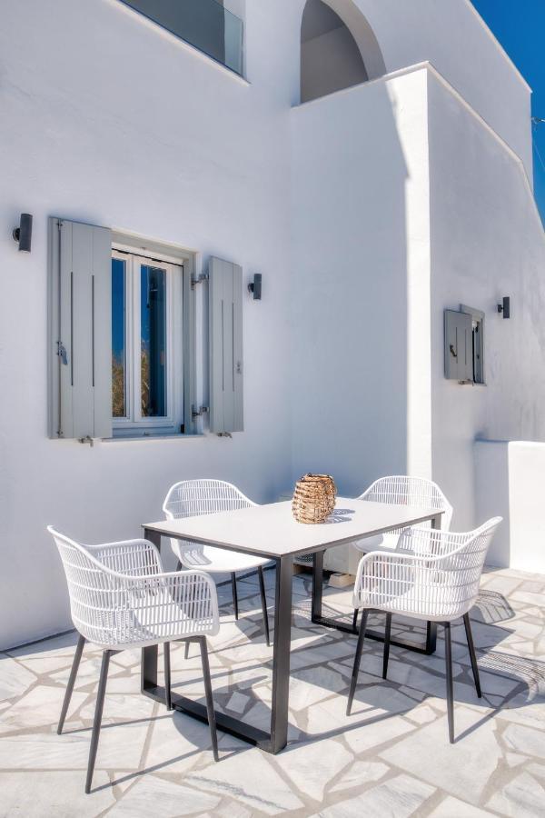 White Cliff Naousa Exterior photo